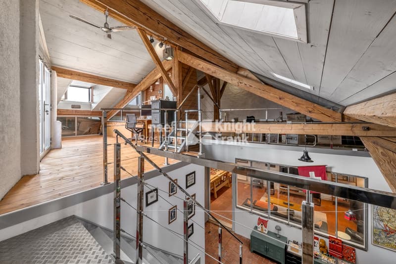 Maison vigneronne de deux appartements et un caveau à vendre au coeur du village d'Epesses (8)