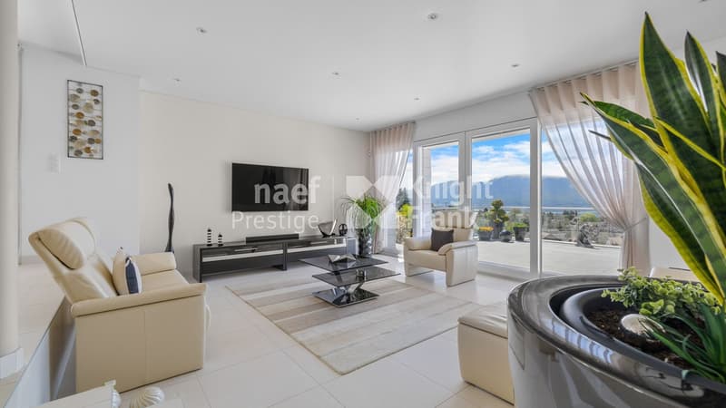 Maison jumelle de 7.5 pièces en triplex avec une vue panoramique sur le lac à vendre à Montreux (7)