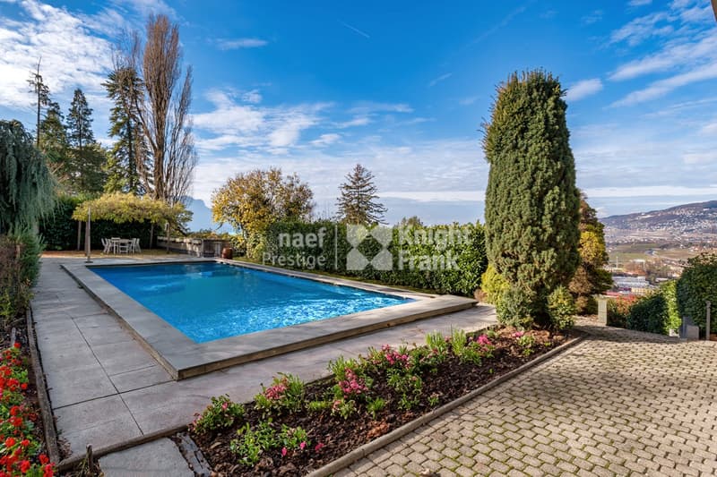 Maison d'architecte de 3 logements avec piscine extérieure à vendre à Chernex / Montreux (4)