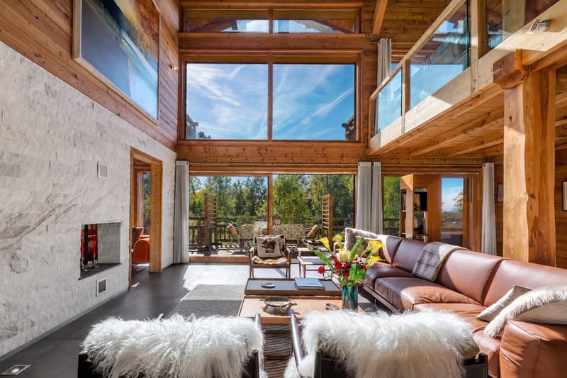 Un chalet Bayrou à vendre dans la région de Villars-sur-Ollon - L'art de la construction alpine de Megève à Crans-Montana (1)