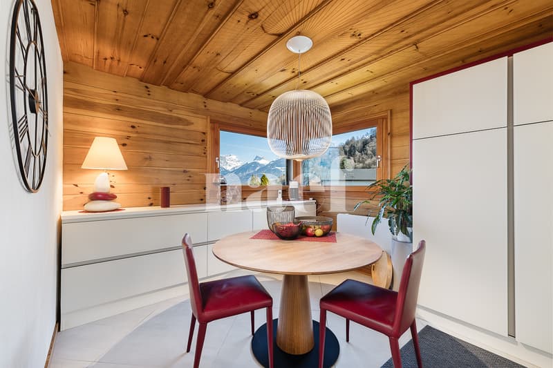 Magnifique chalet rénové avec jacuzzi et piscine à contre-courant à vendre à Choëx (13)