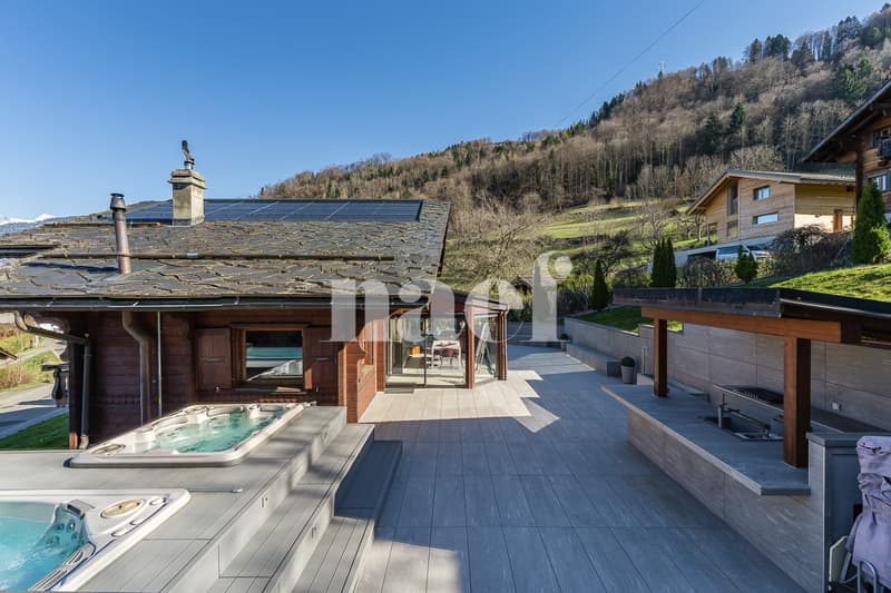 Magnifique chalet rénové avec jacuzzi et piscine à contre-courant à vendre à Choëx (7)