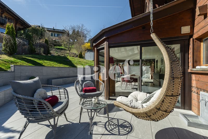 Magnifique chalet rénové avec jacuzzi et piscine à contre-courant à vendre à Choëx (6)