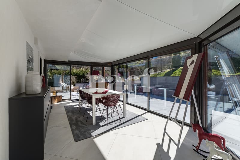Magnifique chalet rénové avec jacuzzi et piscine à contre-courant à vendre à Choëx (11)
