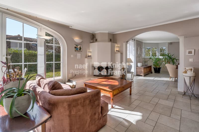 En exclusivité ! Spacieuse villa individuelle de 7.5 pièces à vendre à Brent / Montreux (6)