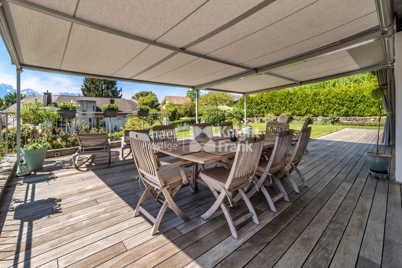 Maison individuelle rénovée de 8.5 pièces à vendre à St-Légier (6)