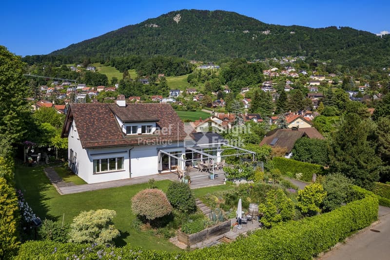 Maison individuelle rénovée de 8.5 pièces à vendre à St-Légier (3)