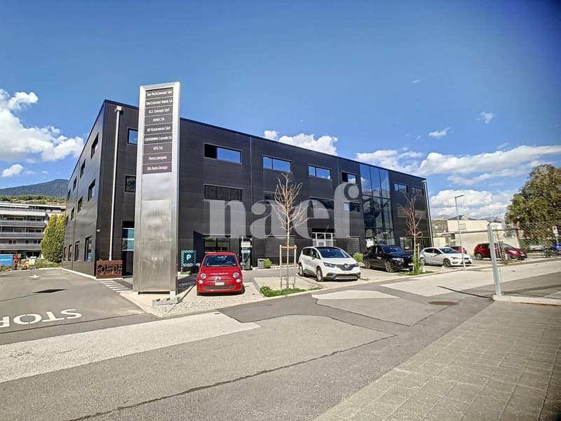 Bureaux de 450 m2 au 1er étage (1)