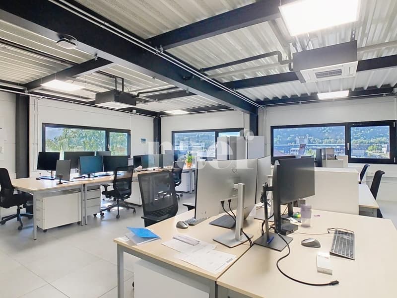 Bureaux de 130 m2 au 2ème étage (1)