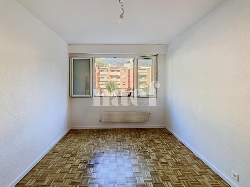 Appartement de 3 pièces au 1er étage (3)