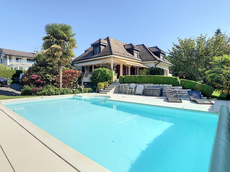 Magnifique villa avec piscine (1)