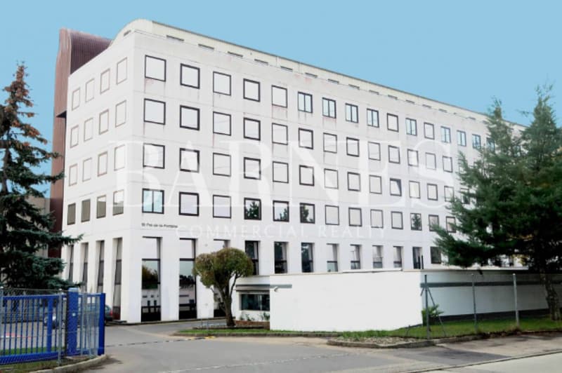 Bureaux, locaux administratifs de 490 m2 à louer à Satigny (1)