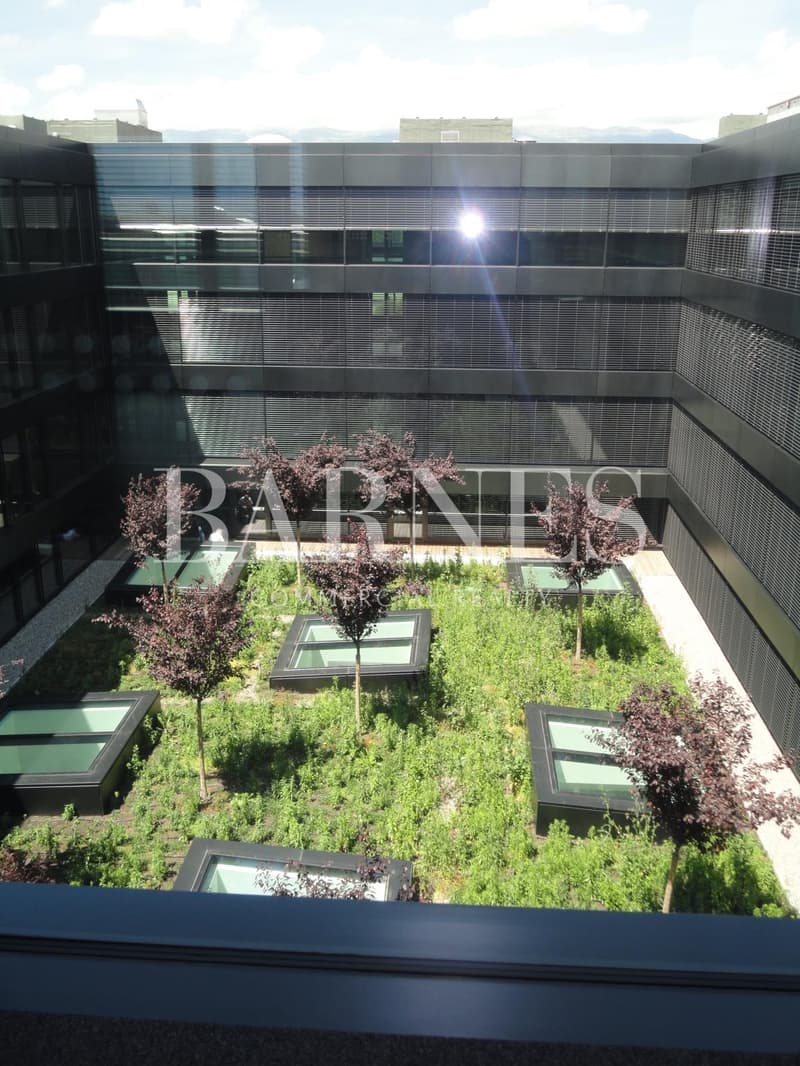 Surface administrative de 400 m2 dans un bâtiment récent Minergie (2)