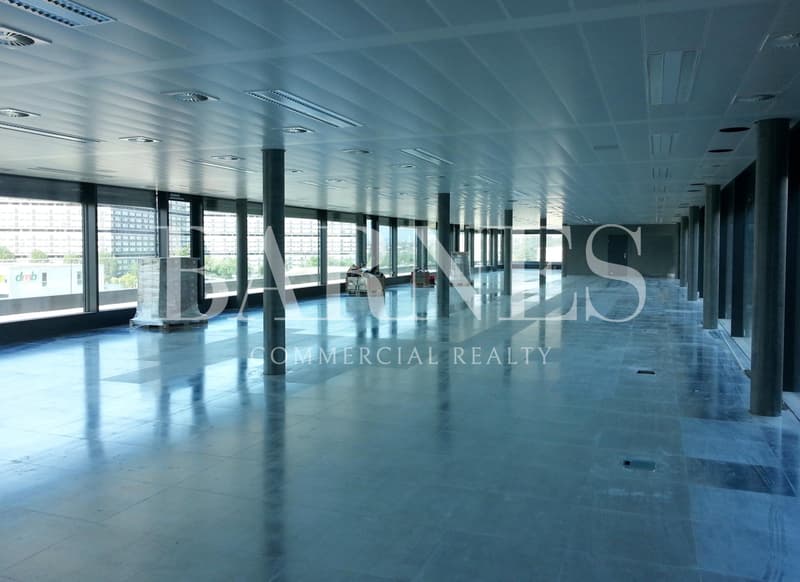 Surface administrative de 220 m2 dans un bâtiment récent au Lignon (4)