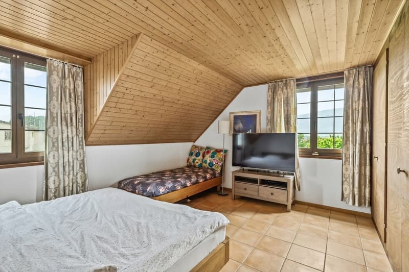Spacieuse villa de 180m2 habitables au coeur du village avec bureau in (8)