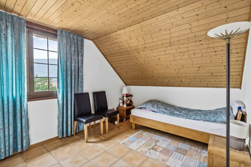 Spacieuse villa de 180m2 habitables au coeur du village avec bureau in (9)