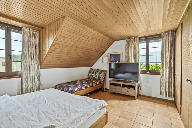 Spacieuse villa de 180m2 habitables au coeur du village avec bureau in (8)