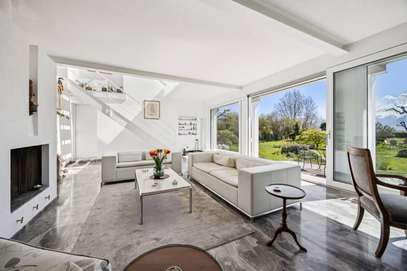 Élégante villa avec vue panoramique sur le Léman dans un quartier pris (5)