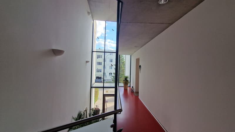 Architektonisch attraktive und grosszügige 1.5-Zimmer-Wohnung (13)