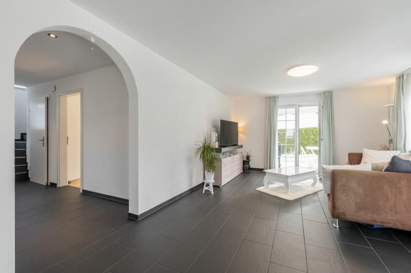 Gehobenes 5.5-Zimmer-Einfamilienhaus an ruhiger, begehrter Wohnlage! (7)