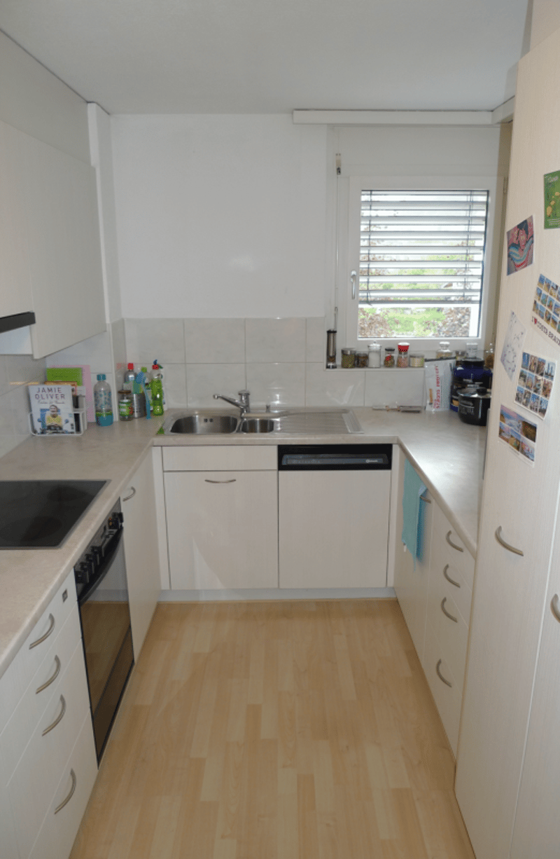 Grosszügige 3.5-Zimmer-Wohnung im 1. OG mit gedecktem Balkon (4)