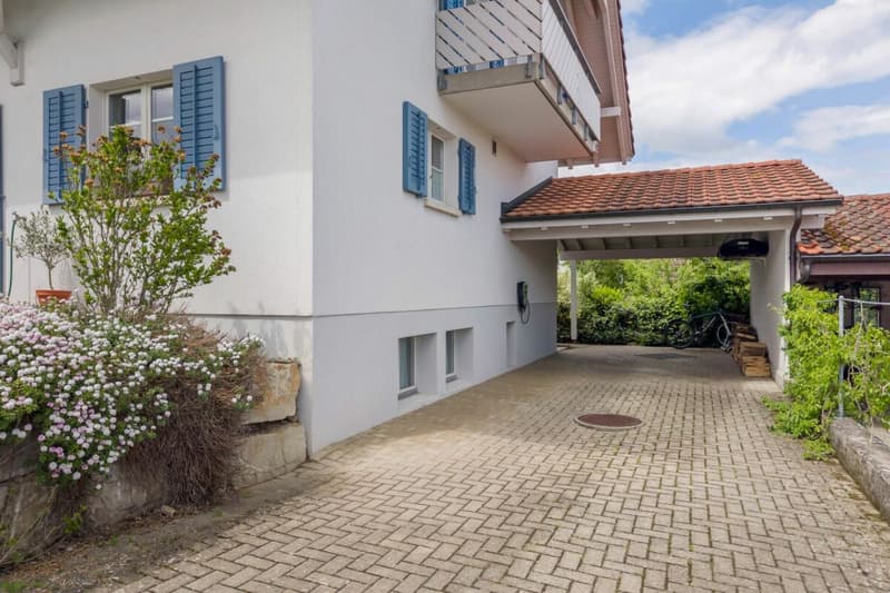 Hochwertiges 6.5-Zimmer-Einfamilienhaus an erhöhter ruhiger Wohnlage! (20)