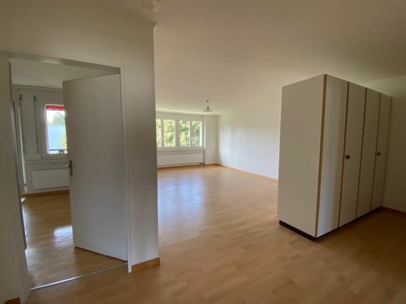 Attraktive 3.5-Zimmer-Wohnung an top erschlossener Lage in Baden-Dättwil! (2)