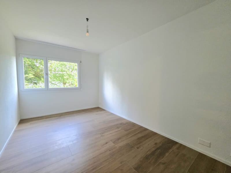 Ruhig gelegene 3.5-Zimmer-Erdgeschosswohnung mit herrlichem Garten und Blick ins Grüne (7)