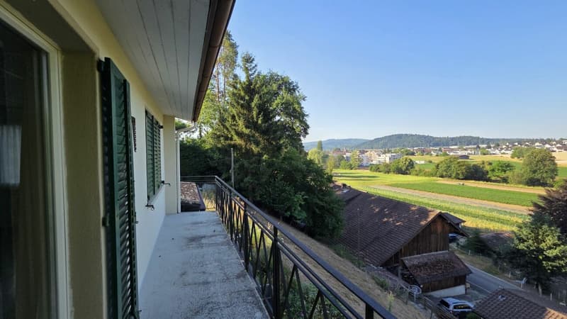 Freistehendes 3.5-Zimmer-Einfamilienhaus zentrumsnah, an sonniger Lage mit Weitsicht (10)