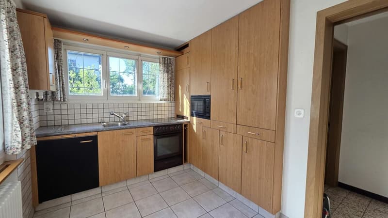 Freistehendes 3.5-Zimmer-Einfamilienhaus zentrumsnah, an sonniger Lage mit Weitsicht (8)