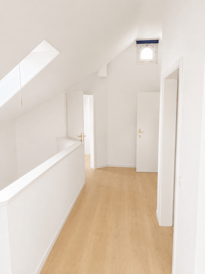 Idyllisch gelegenes 6.5-Zimmer-Einfamilienhaus mit herrlicher Sicht ins Grüne und guter Verkehrsanbindung (6)