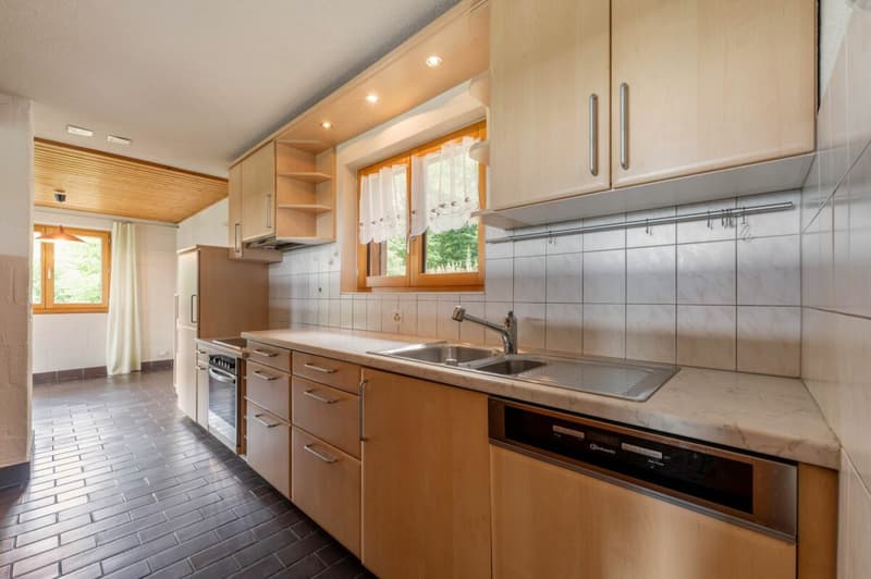 6.5-Zimmer-Einfamilienhaus mit viel Raum, Komfort und traumhafter Aussicht (5)