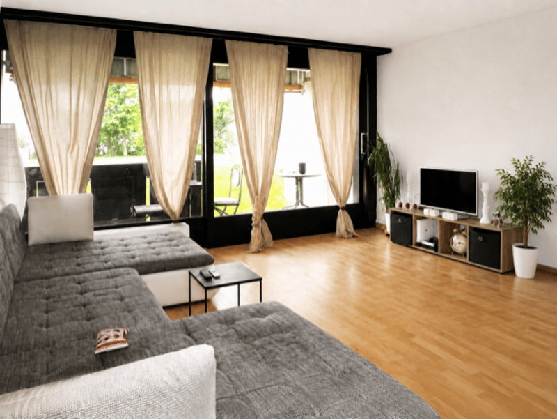 Helle, geräumige 1.0-Zimmer-Gartenwohnung an ruhiger Wohnlage (2)