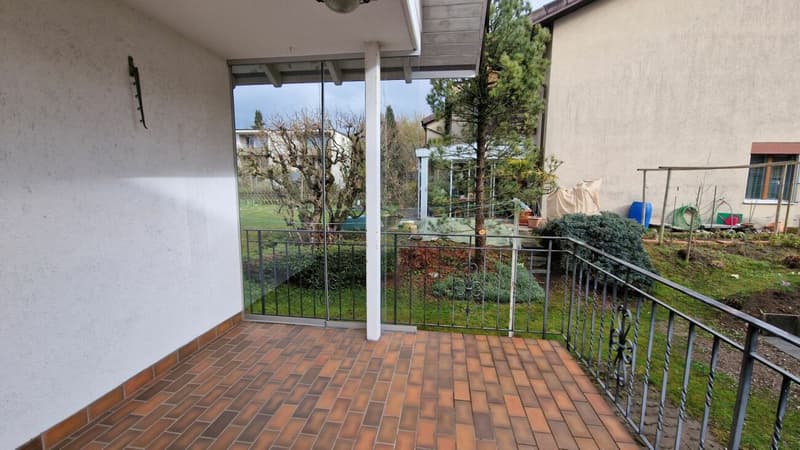 Freistehendes 5.0-Zimmer-Einfamilienhaus mit sanierter Gebäudehülle und Photovoltaikanlage (17)