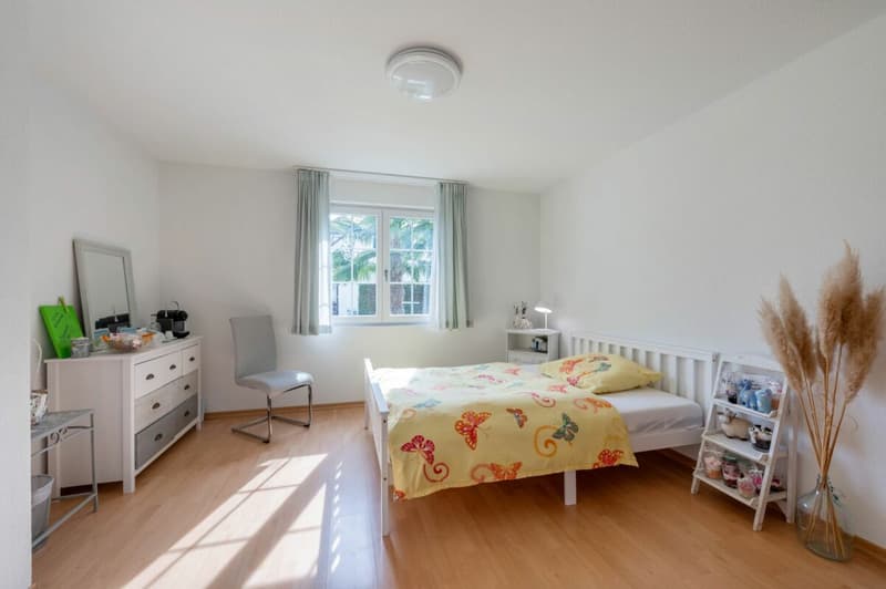 Gehobenes 5.5-Zimmer-Einfamilienhaus an ruhiger, begehrter Wohnlage! (10)