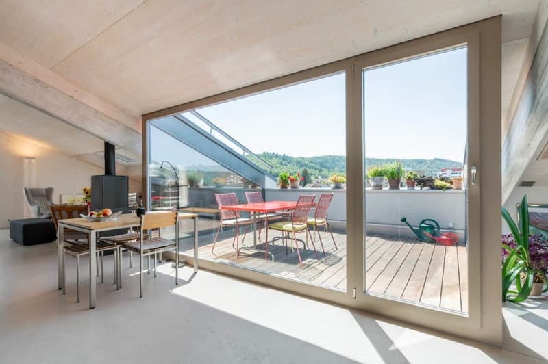 Exklusives Penthouse im obersten Stockwerk mit zwei Terrassen, überwiegend offener Grundriss mit rund 181 m2 (10)
