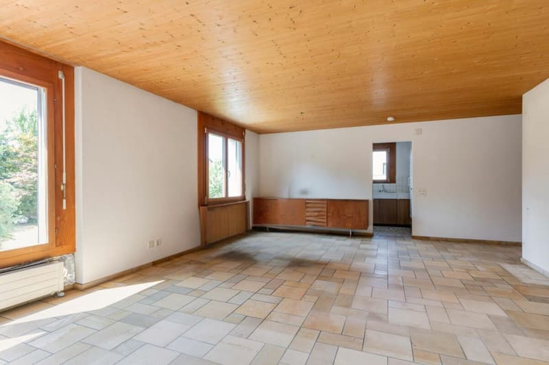 Freistehendes 6.5-Zimmer-Einfamilienhaus an privilegierter Wohnlage (5)