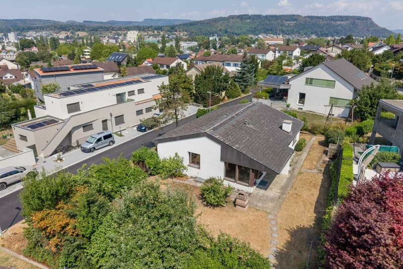 Freistehendes 6.5-Zimmer-Einfamilienhaus an privilegierter Wohnlage (22)