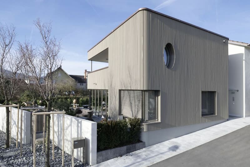 Architektonisches Unikat mit Pool, Liftanlage, vielseitigem Garten und sechs Autoabstellplätzen (19)