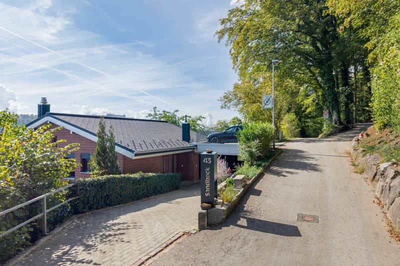 Umweltfreundliches Einfamilienhaus am Waldrand mit Solaranlage und Wärmepumpe (22)