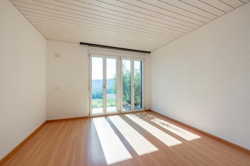 Umweltfreundliches Einfamilienhaus am Waldrand mit Solaranlage und Wärmepumpe (13)
