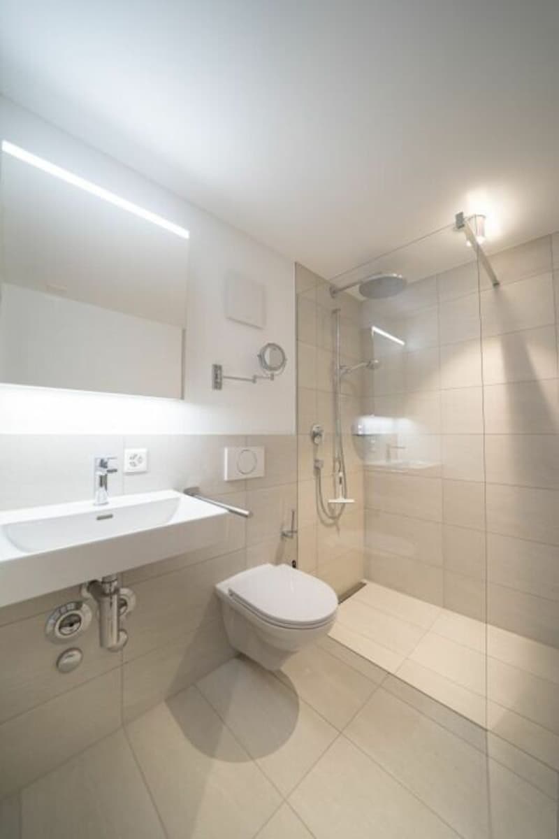 High-quality 4.5-room apartment with outdoor seating directly on the stream (9)