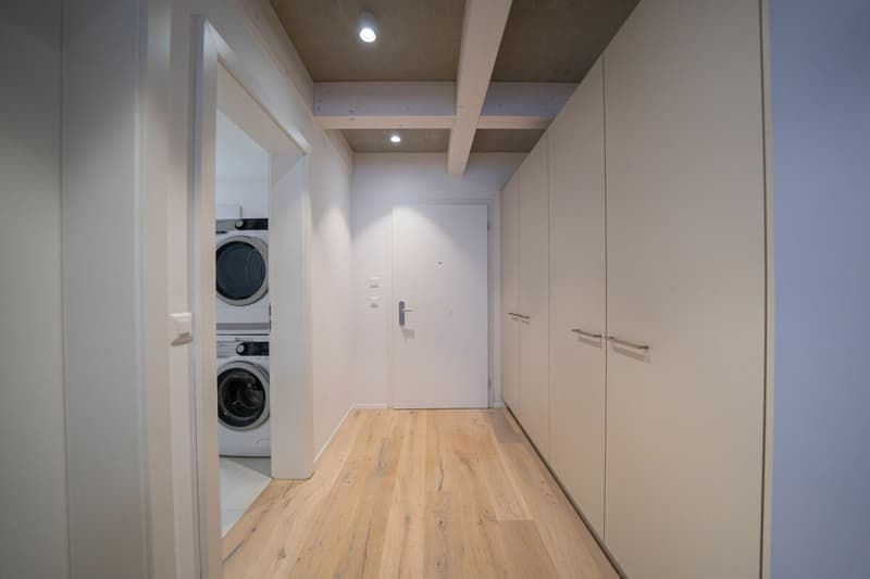 High-quality 4.5-room apartment with outdoor seating directly on the stream (2)
