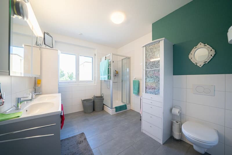 Modernes Reiheneinfamilienhaus mit Garten (10)