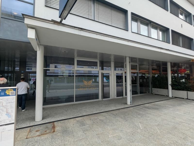 Ladenlokal an prominenter Lage in Rotkreuz (2)