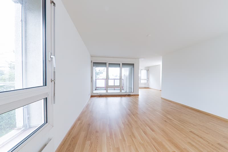 Wohnzimmer mit Blick zum Essbereich