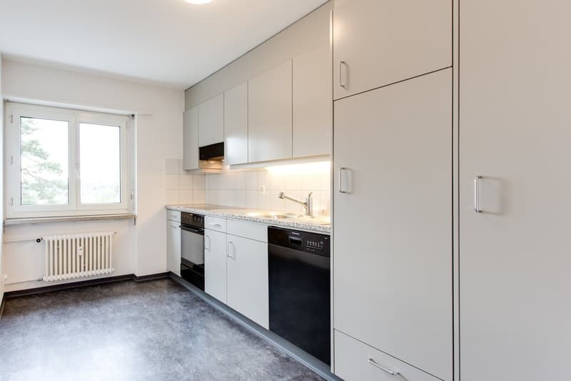 2200.02.4002_Ku.JPG