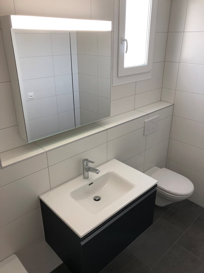 Badzimmer mit Badwanne
