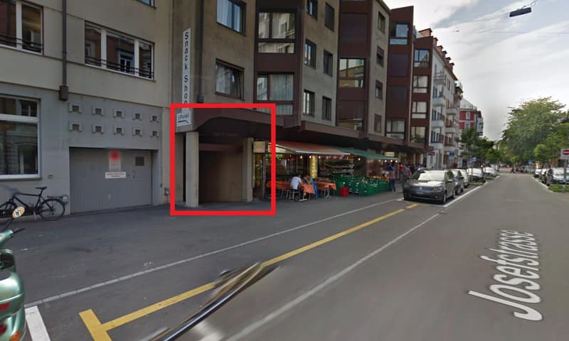 Div. Parkplätze an zentraler Lage in Zürich (2)