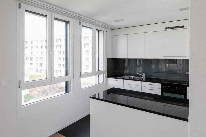 Ihr neues Zuhause in Adliswil - moderne Wohnung mit Loggia (3)